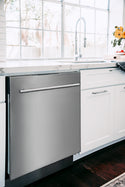 ZLINE 24 in. Stainless Steel Top Control Built-In Dishwasher with Stainless Steel Tub and Modern Style Handle (DW-304-24)