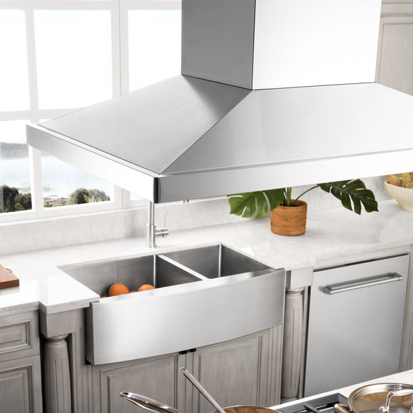 48" ZLINE CrownSound™Ducted Vent Island Mount Range Hood in Stainless Steel with Built-in Bluetooth Speakers (GL2iCRN-BT-48)