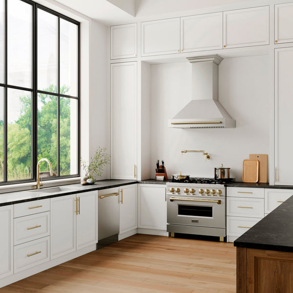 ZLINE Autograph Edition 36" Stainless Steel Range Hood with Stainless Steel Shell and Polished Gold Handle (8654STZ-36-G)