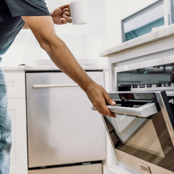 ZLINE 24 in. 1.6 cu. ft. Built-in Convection Microwave Oven in Stainless Steel with Speed and Sensor Cooking (MWO-24)