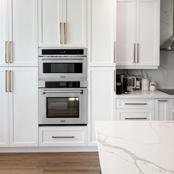 ZLINE 30 in. Professional True Convection Single Wall Oven with Air Fry and Self Clean in Stainless Steel, Open Box-Good Condition