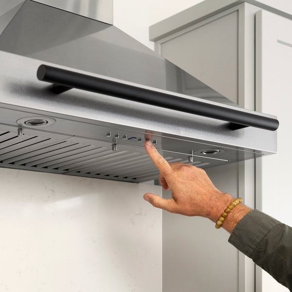 ZLINE 30 in. Autograph Edition Convertible Stainless Steel Range Hood with Stainless Steel Shell and Matte Black Accents (KB4STZ-30-MB)