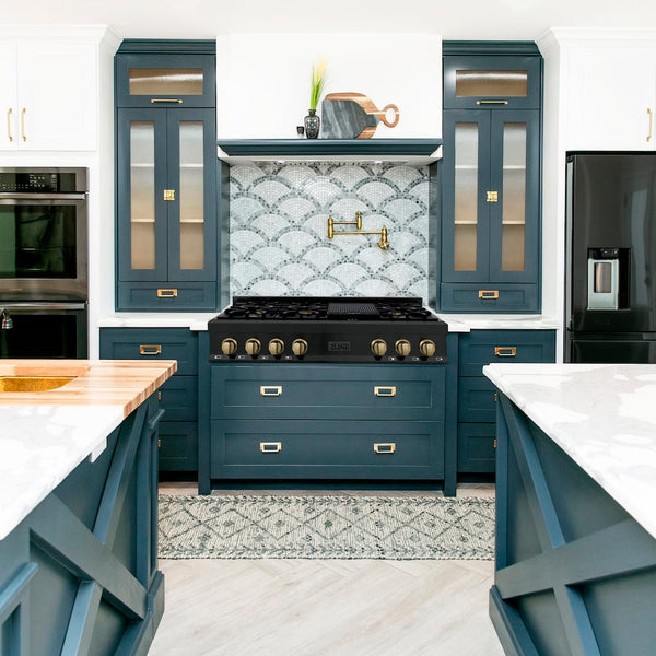 ZLINE Autograph Edition 48 in. Legacy Gas Rangetop with 7 Burners and Porcelain Cooktop in Black Stainless Steel with Champagne Bronze Accents, Open Box-Good Condition