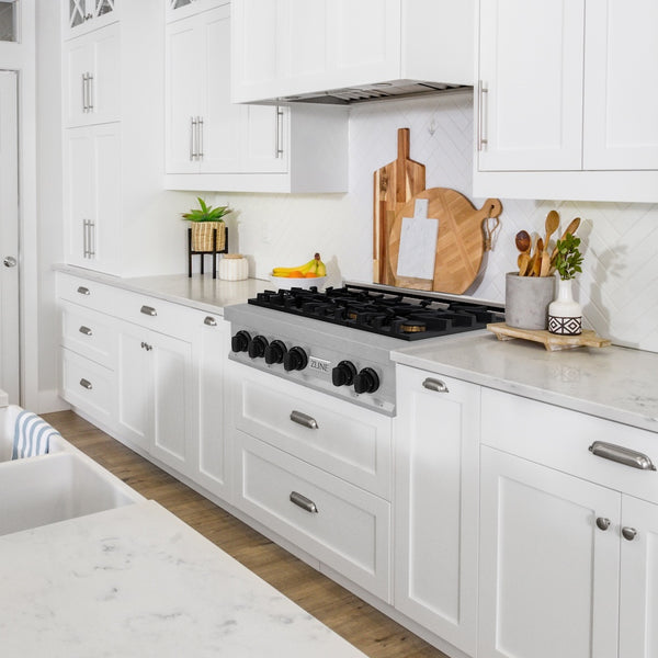 ZLINE Autograph Edition 36 in. Legacy Gas Rangetop with 6 Burners and Porcelain Cooktop in Satin Stainless Steel with Matte Black Accents, Open Box-Great Condition