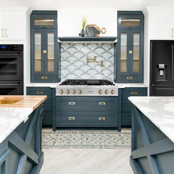 ZLINE Autograph Edition 48 in. Legacy Gas Rangetop with 7 Burners and Porcelain Cooktop in Satin Stainless Steel with Champagne Bronze Accents, Open Box-Great Condition