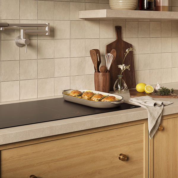 ZLINE 36 in. Induction Cooktop with Anti-Scratch Glass and 5 Elements (FCIND-36)