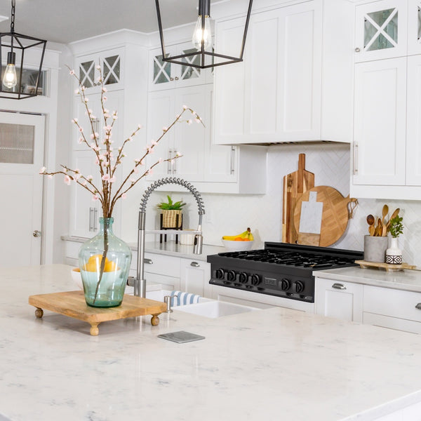 ZLINE 30 in. Legacy Gas Rangetop with 4 Brass Burners and Porcelain Cooktop in Black Stainless Steel, Open Box-Great Condition