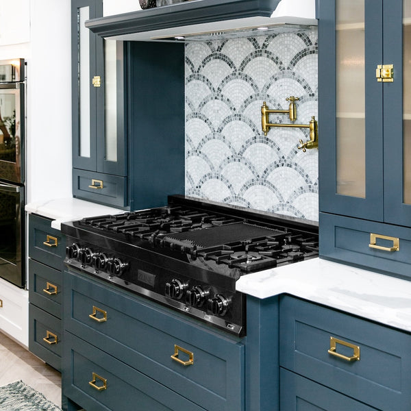 ZLINE 48 in. Classic Gas Rangetop with 8 Burners and Porcelain Cooktop in Black Stainless Steel, Open Box-Great Condition