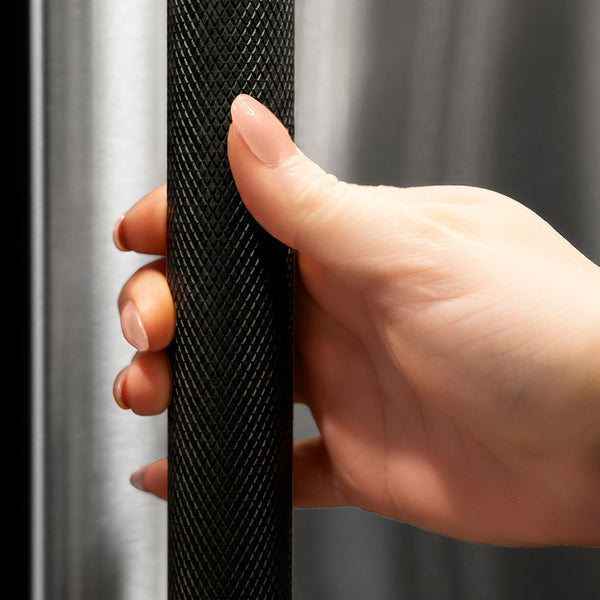 ZLINE Autograph Edition Helix Handle (Set of 1) for Undercounter Wine & Beverage Coolers and Ice Makers in Matte Black (RWVHZ618-K-MB)