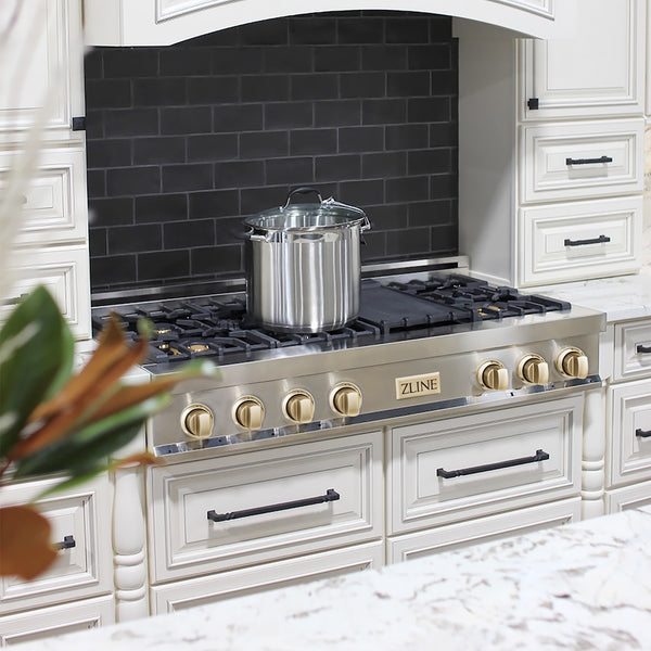 ZLINE Autograph Edition 48 in. Legacy Gas Rangetop with 7 Burners and Porcelain Cooktop in Stainless Steel with Polished Gold Accents (RTZ-48-G)